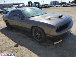 Dodge Challenger 2020 6