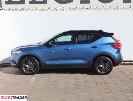 Volvo XC40 2018 2.0 187 KM