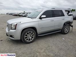 GMC Yukon 2019 6