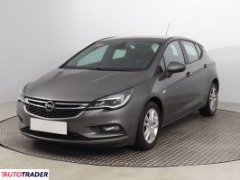 Opel Astra 2018 1.4 123 KM