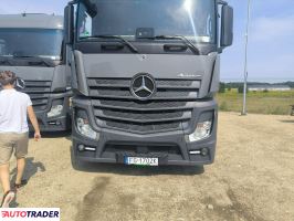 Mercedes Actros