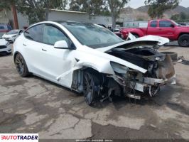 Tesla Model Y 2023 Tesla Model Y 2023