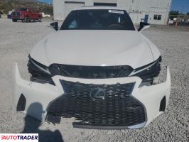 Lexus IS 2021 2
