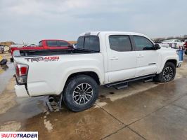 Toyota Tacoma 2021 3