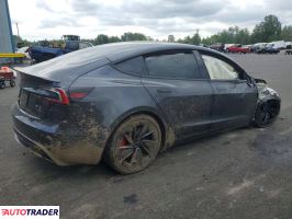 Tesla Model 3 2025
