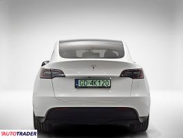 Tesla Model Y 2023 299 KM