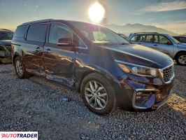 Kia Sedona 2019 3