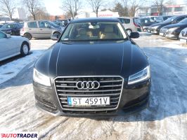 Audi A8 2016 4.1 385 KM