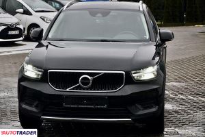 Volvo XC40 2022 2.0 163 KM