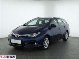 Toyota Auris 2015 1.6 109 KM