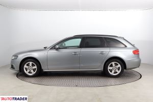 Audi A4 2010 2.0 140 KM