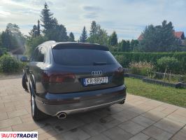 Audi Q7 2009 3.0 240 KM