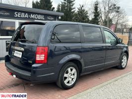 Chrysler Town & Country 2008 3.3 178 KM