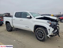 Toyota Tacoma 2025 2