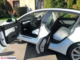 Tesla Pozostałe 2020 512 KM Tesla Pozostałe 2020 512 KM