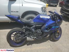 Yamaha YZF 2024 Yamaha YZF 2024