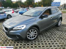 Volvo V40 2019 1.5 152 KM