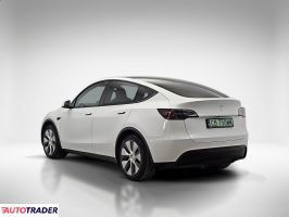 Tesla Model Y 2023 299 KM