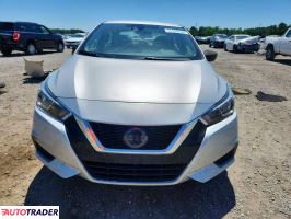 Nissan Versa 2020 1