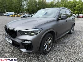 BMW X5 2019 3.0 265 KM