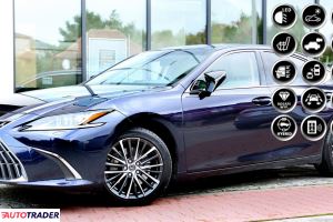Lexus ES - zobacz ofertę