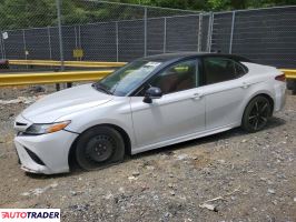 Toyota Camry 2020 3