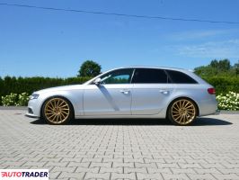 Audi A4 2009 2.0 180 KM