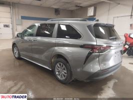 Toyota Sienna 2026 2