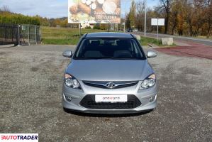 Hyundai i30 2011 1.6 90 KM Hyundai i30 2011 1.6 90 KM