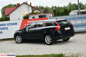 Volvo V60 2017 2.0 150 KM