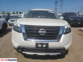 Nissan Pathfinder 2024 3