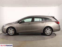 Opel Astra 2016 1.4 123 KM