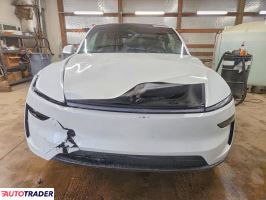 Tesla Model Y 2026