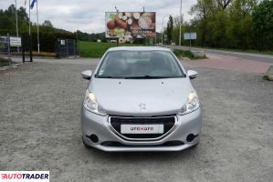 Peugeot 208 2013 1.2 82 KM Peugeot 208 2013 1.2 82 KM