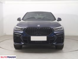 BMW X6 2023 3.0 281 KM