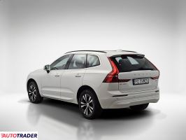Volvo XC60 2021 2.0 197 KM