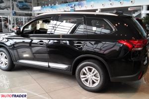 Mitsubishi Outlander 2017 2 150 KM Mitsubishi Outlander 2017 2 150 KM