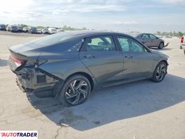 Hyundai Elantra 2025 1
