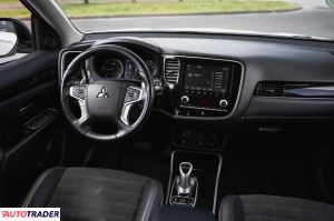 Mitsubishi Outlander 2020 2.4 221 KM