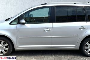 Volkswagen Touran 2009 1.6 102 KM Volkswagen Touran 2009 1.6 102 KM