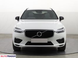 Volvo XC60 2020 2.0 187 KM