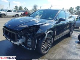 Porsche Cayenne 2022 3