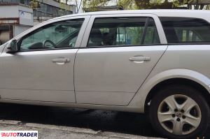 Opel Astra 2012 1.6 115 KM