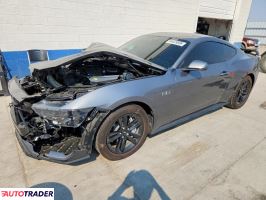 Ford Mustang 2026 5