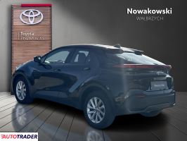 Toyota C-HR 2024 1.8 140 KM
