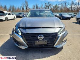 Nissan Altima 2025 2