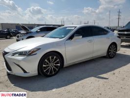 Lexus ES 2019 3