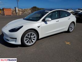 Tesla Model 3 - zobacz ofertę