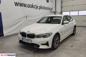 BMW 320 2021 2.0 163 KM