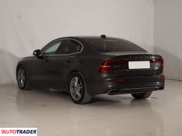 Volvo S60 2020 2.0 246 KM